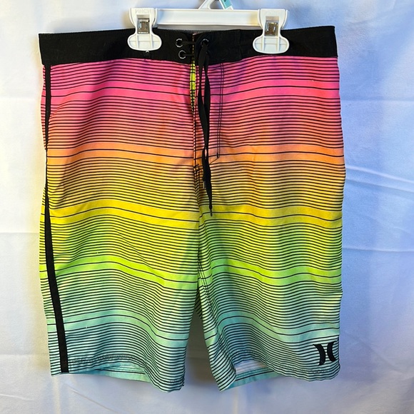 Men’s Hurley Swim Trunks - Picture 1 of 4
